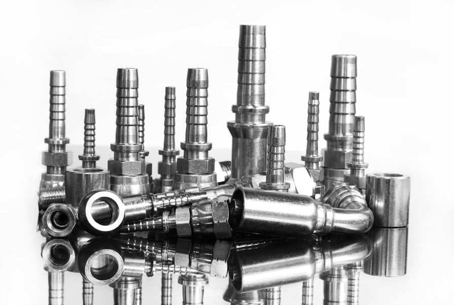 The hydraulic fitting.